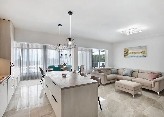 La Blanca * 아로나